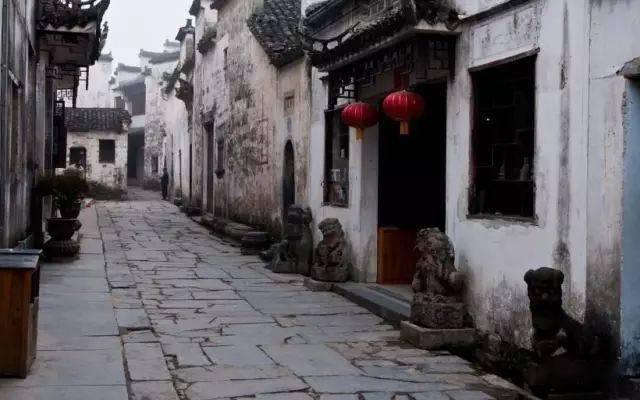 孕晚期吃饭会感觉恶心顶胃该怎么办？如何缓解比较好？游戏画面